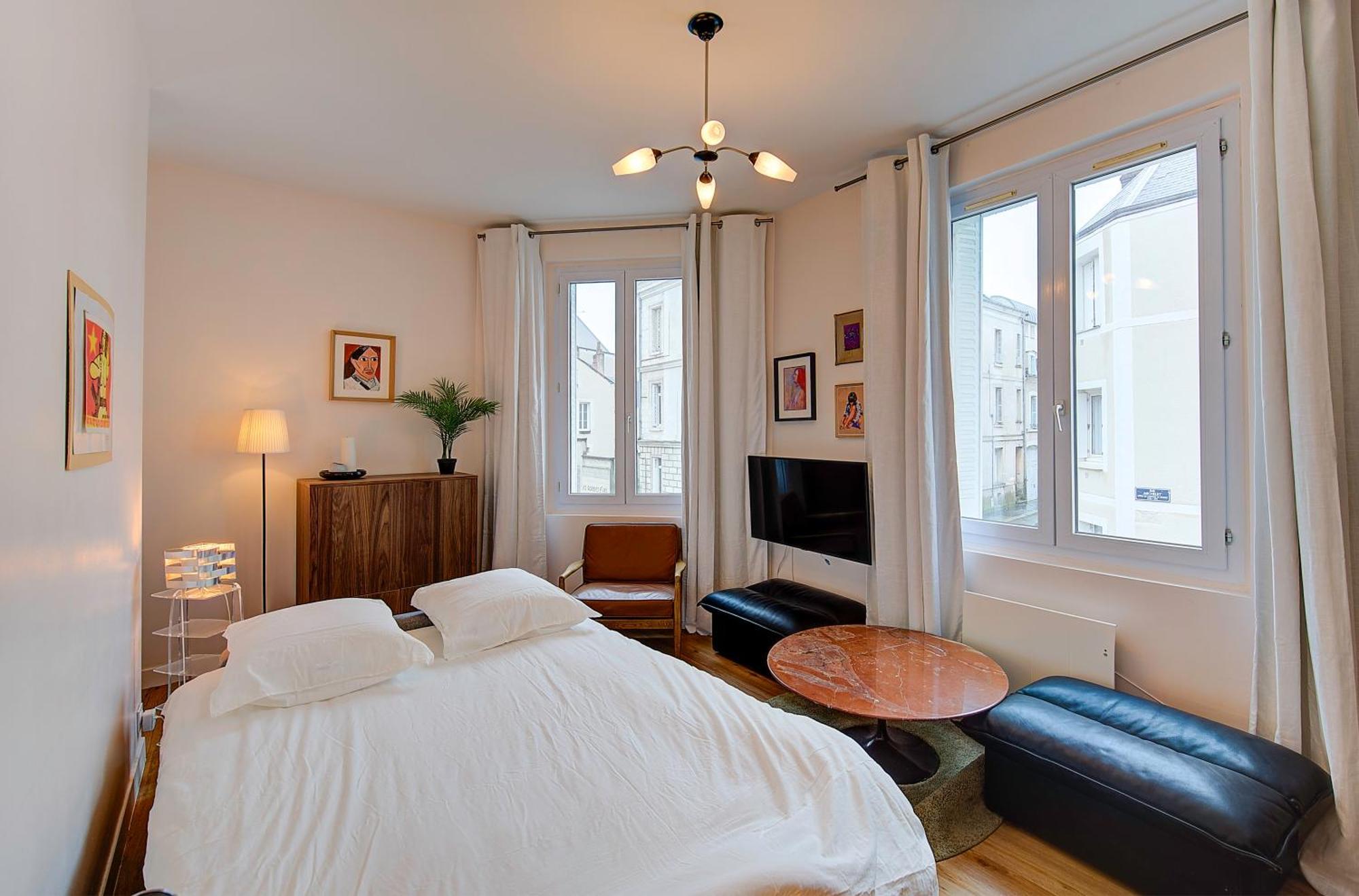 Chic Et Cosy - 5Mn De La Gare - Arrivee Autonome Apartment Tours Exterior photo